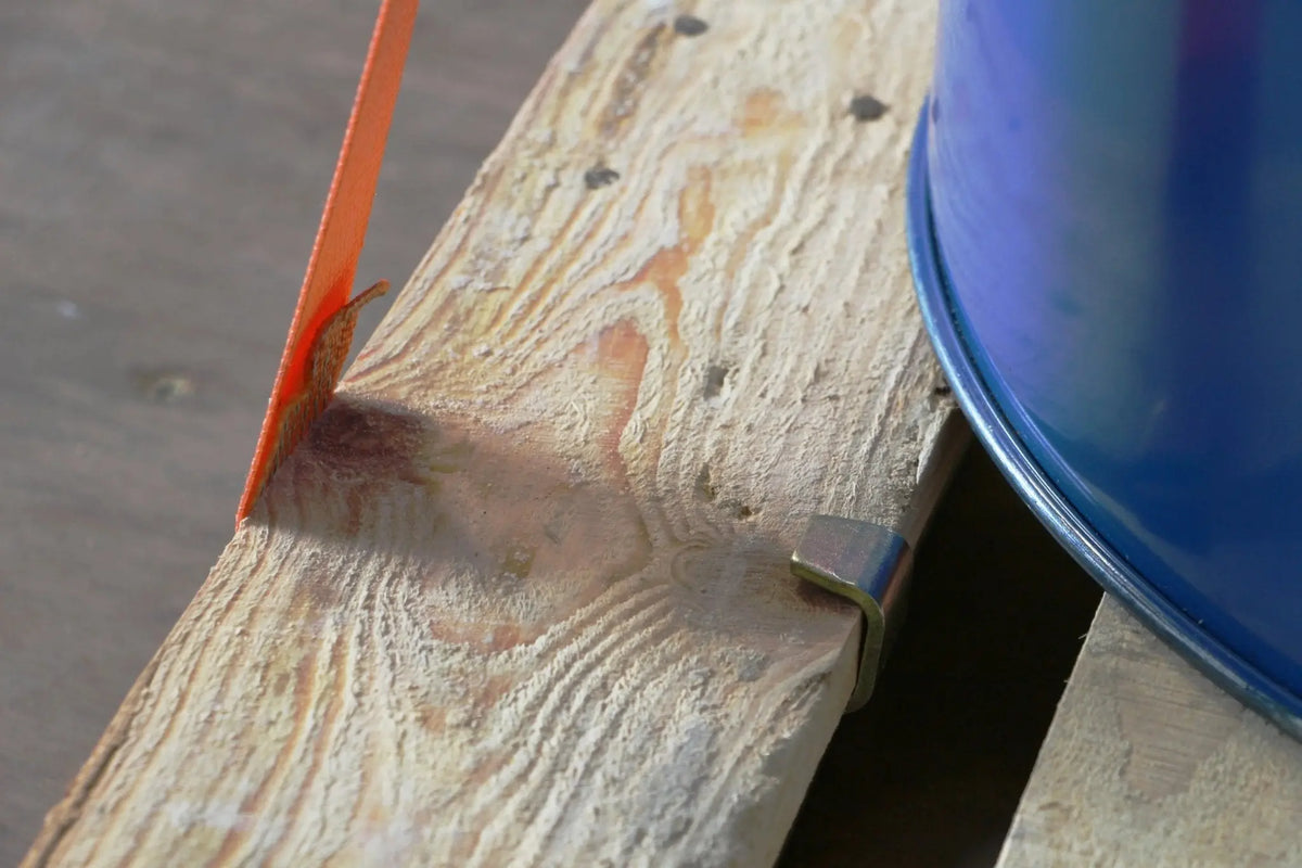 Multi - use Single Drum Securement with Ratchet/ Hook - safeloadshop.com